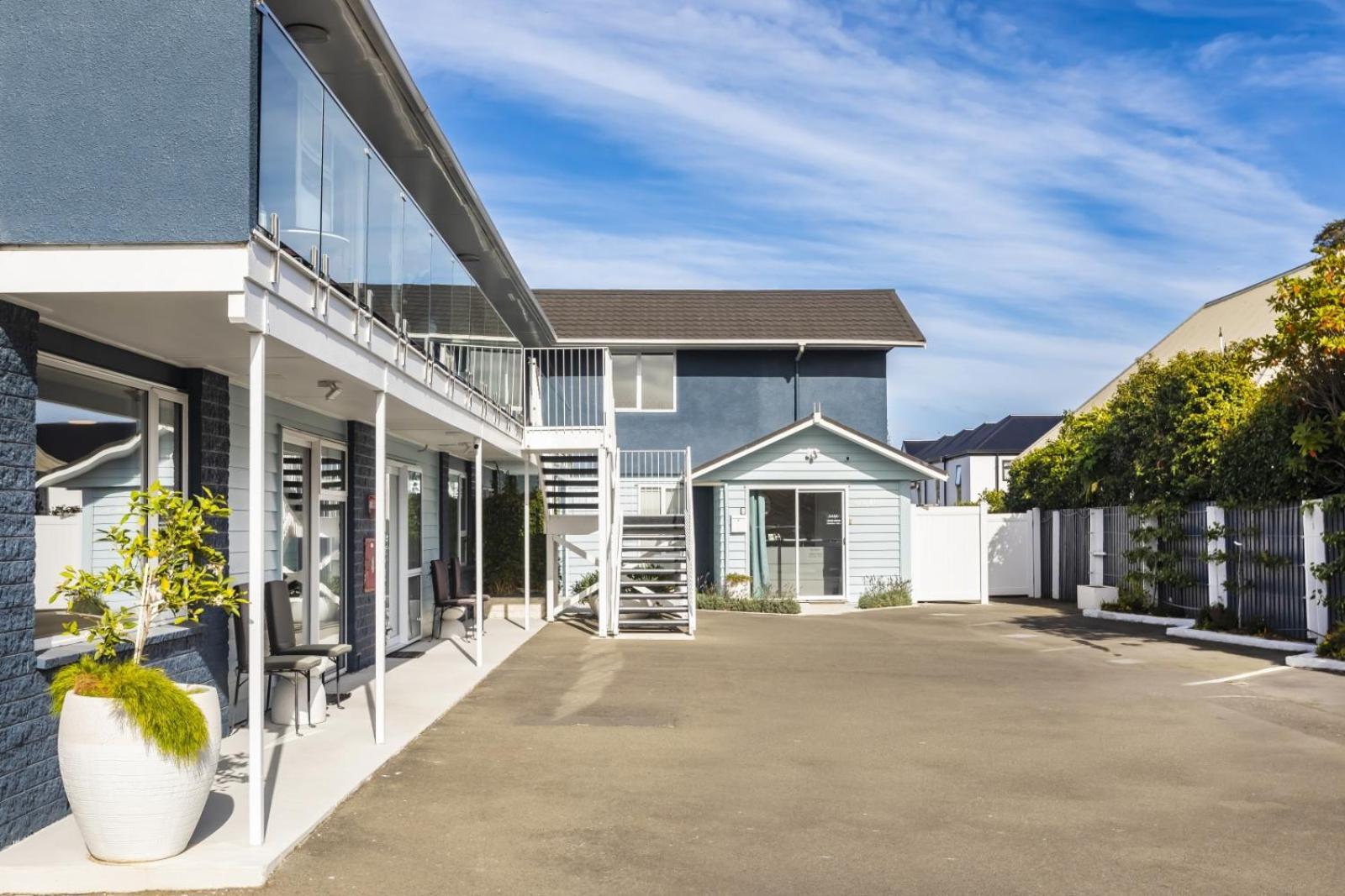 Adelphi Motel Christchurch Exterior photo